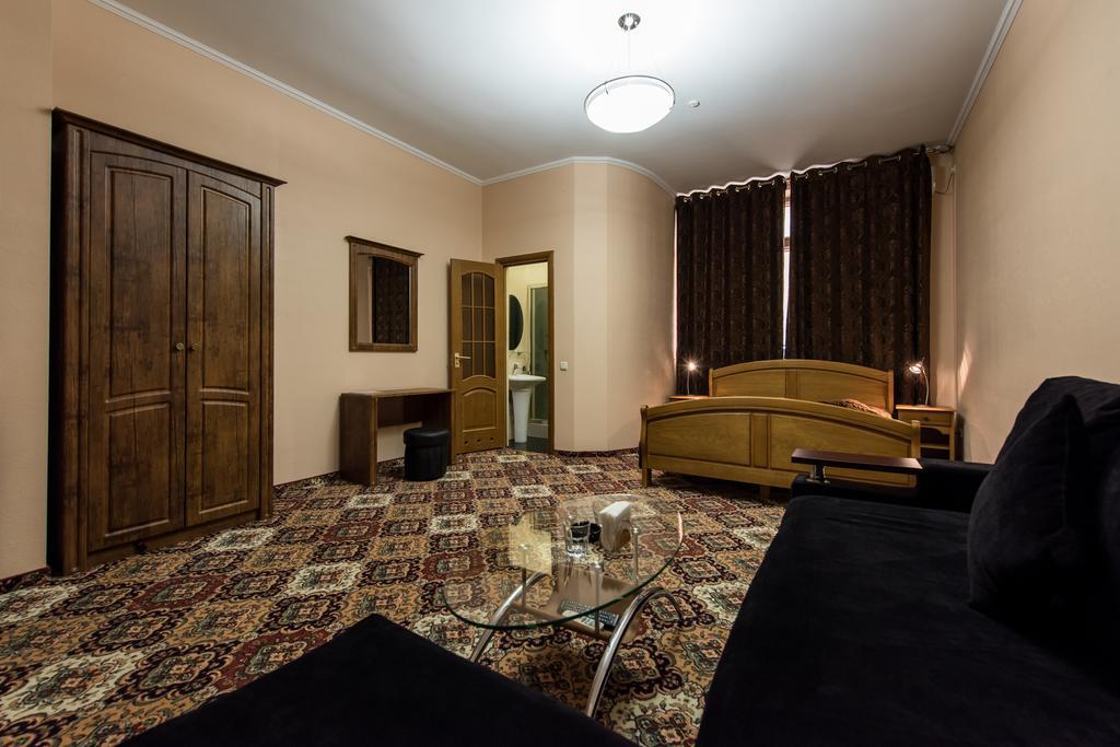 Premium Hotel 체르니우치 객실 사진